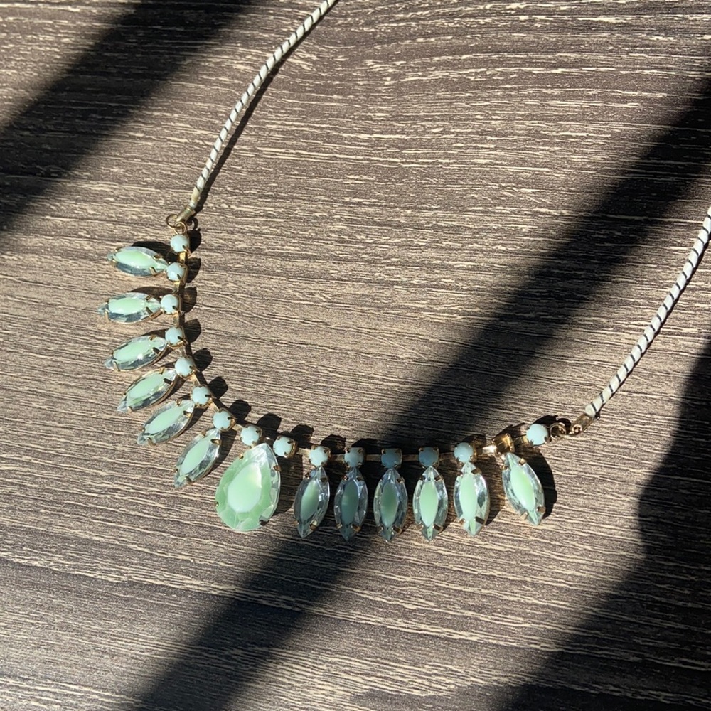 Green statement necklace